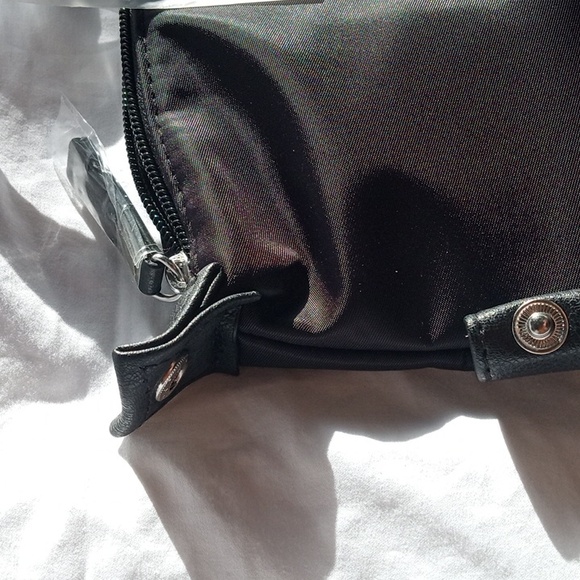 Brand New Black Insulated Roots Bag - Picture 10 of 14